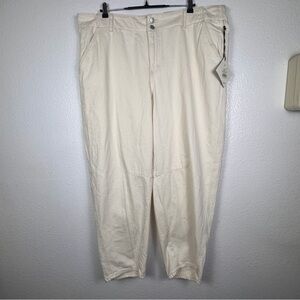 AVA & VIV Women's Ecru Trouser Pants
No-Gap Waistband Size 18 Plus